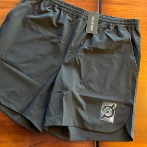 🎁 Peloton Resistance shorts 🚲